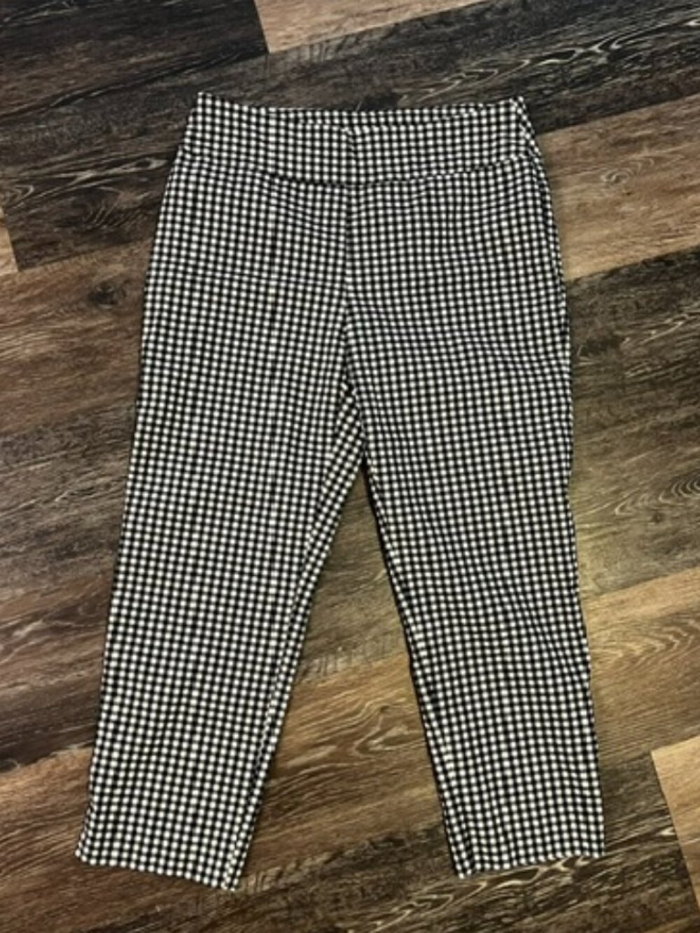 Women's Zac & Rachel Capri Pants, Size 14P, Black/White Check, Stretch, Ex Cond